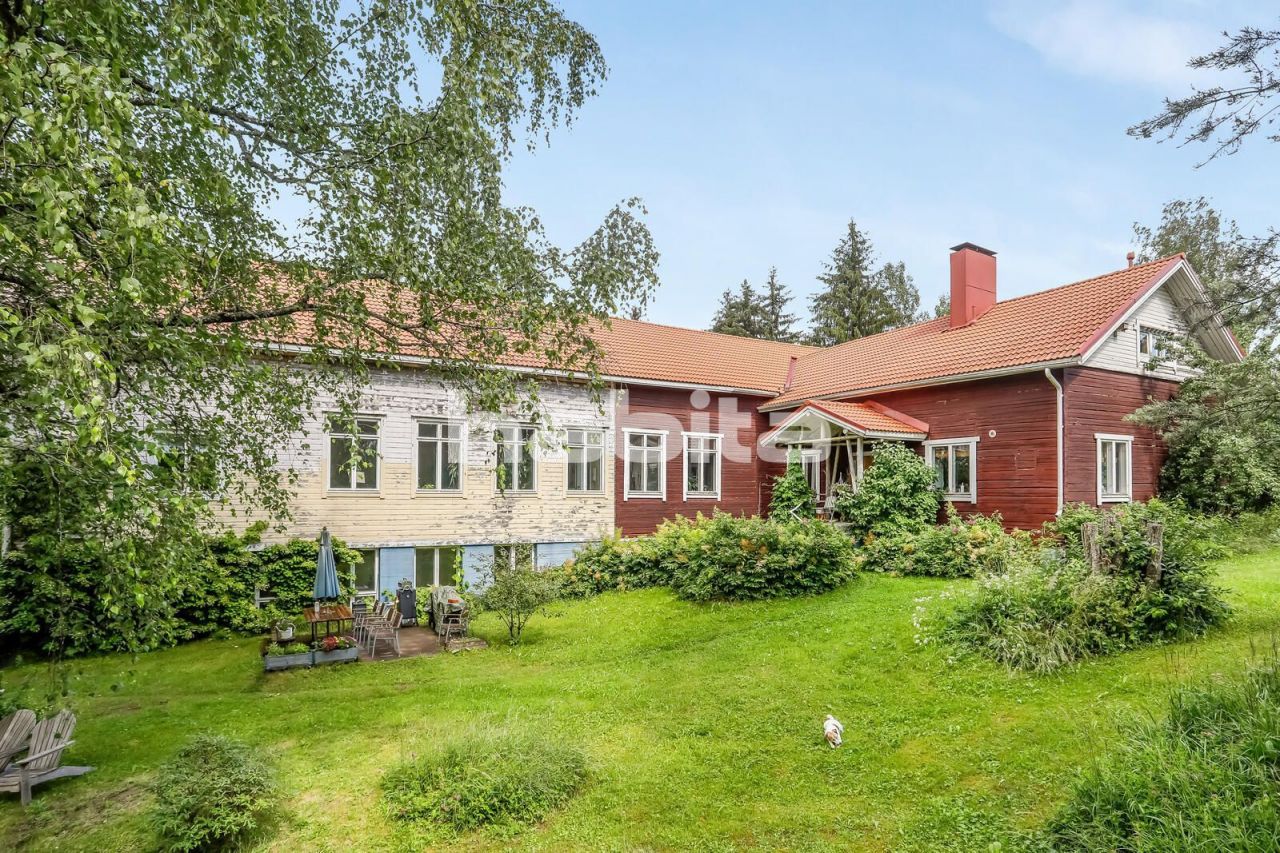 Дом в Холлола, Финляндия, 335 м2 - фото 1