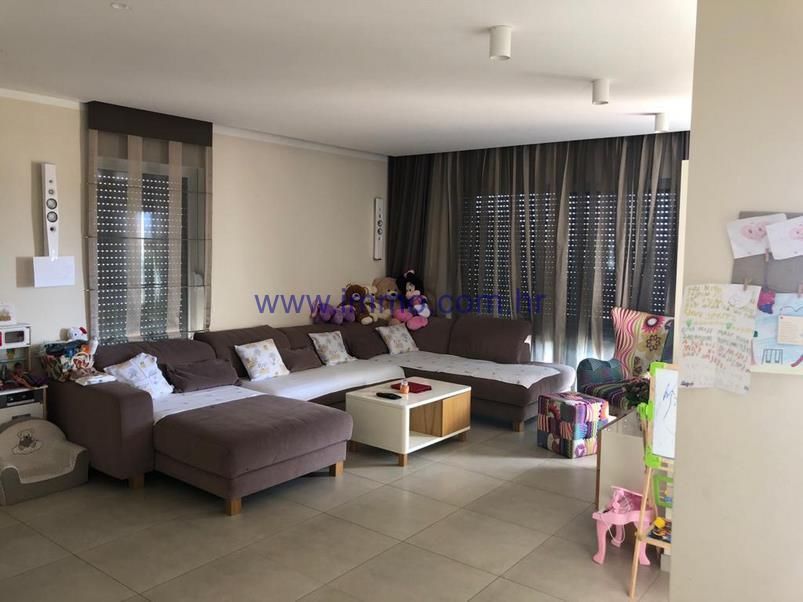 Вилла в Шибенике, Хорватия, 350 м² - фото 4