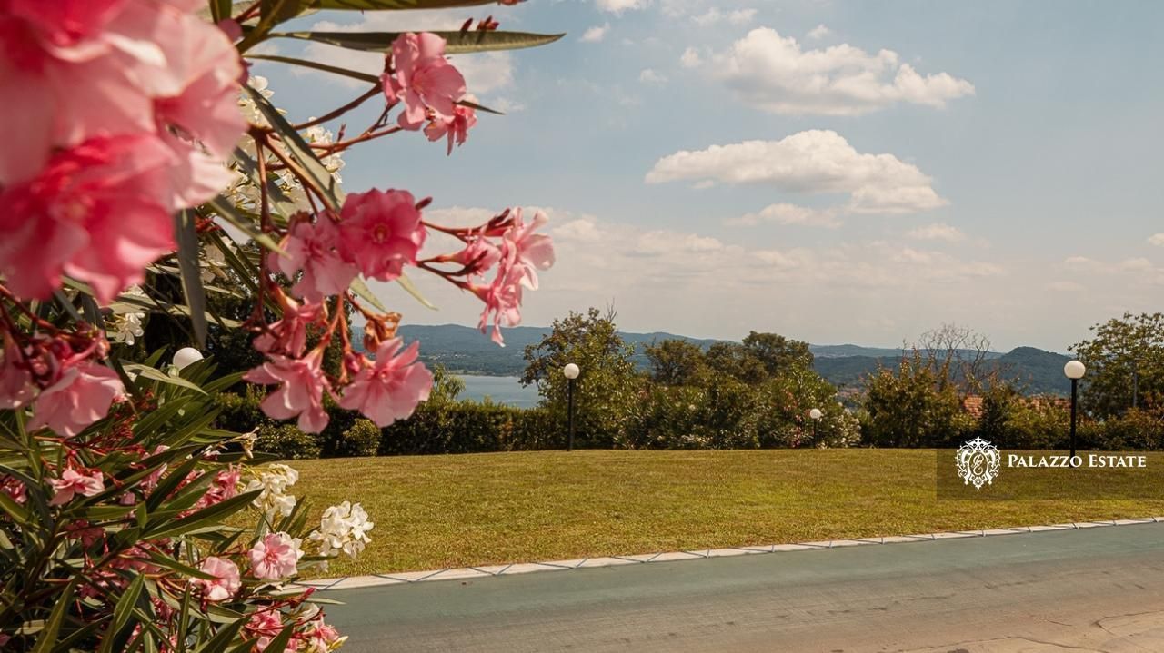 Вилла в Массино-Висконти, Италия, 600 м² - фото 6