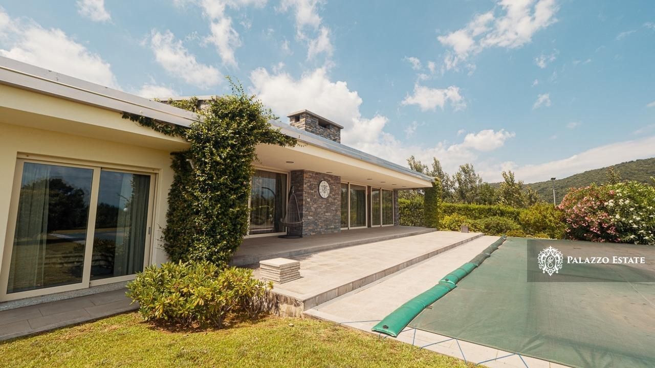 Вилла в Массино-Висконти, Италия, 600 м² - фото 9