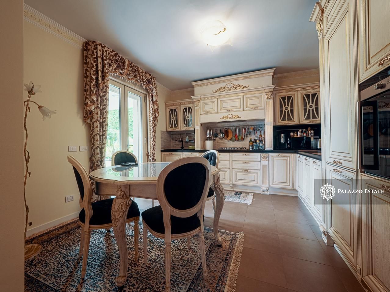 Вилла в Массино-Висконти, Италия, 600 м² - фото 10