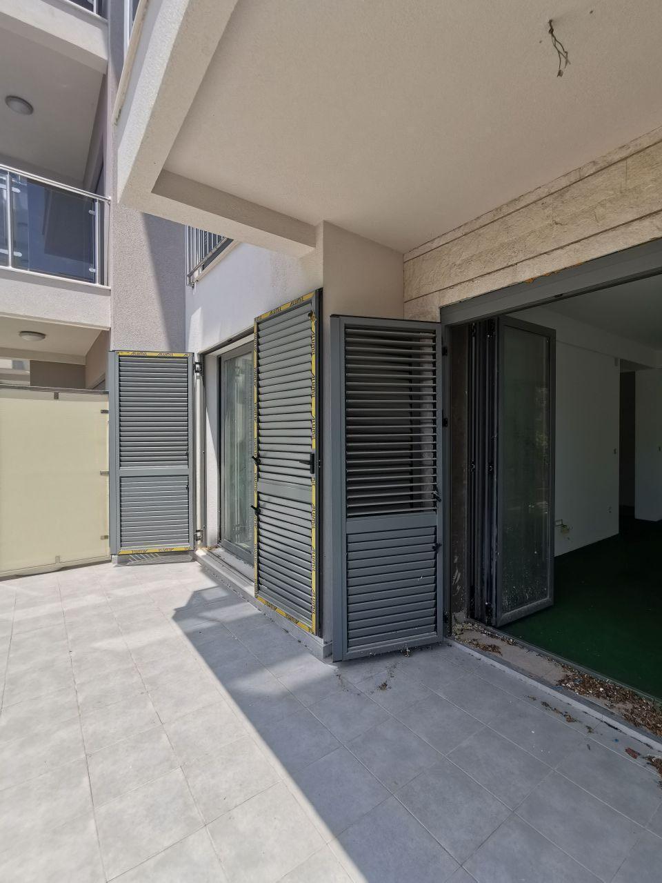 Квартира в Бечичи, Черногория, 70 м² - фото 1