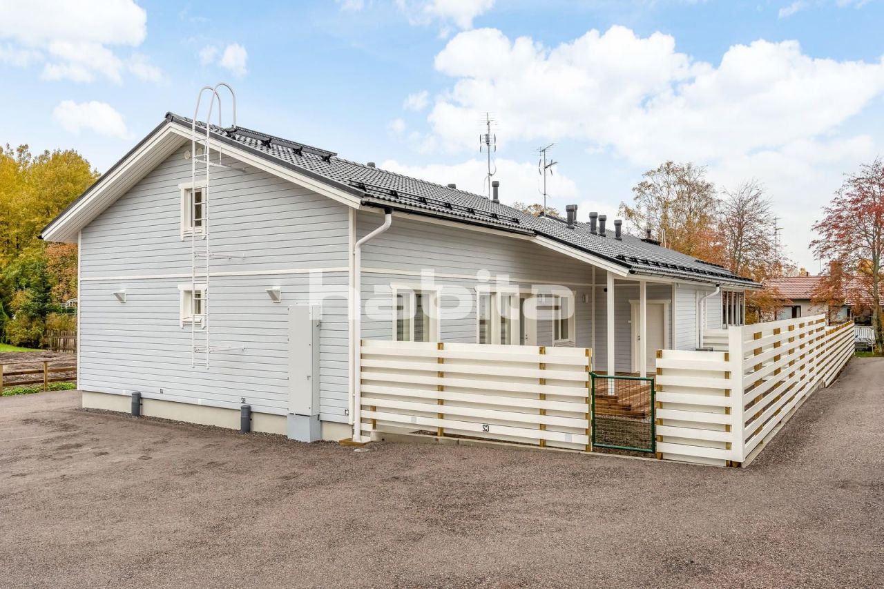 Дом в Вантаа, Финляндия, 89 м² - фото 1