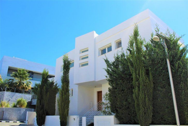 Вилла в Лимасоле, Кипр, 300 м² - фото 14