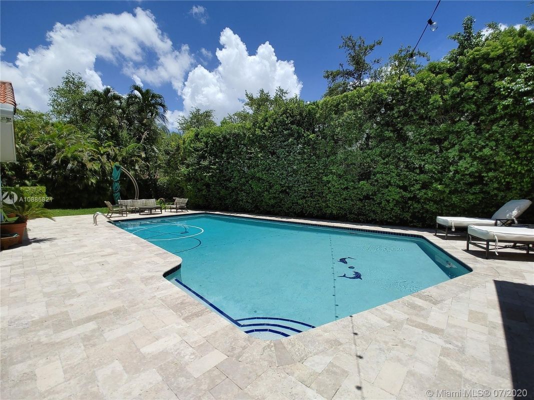 Дом в Майами, США, 405 м2 - фото 1
