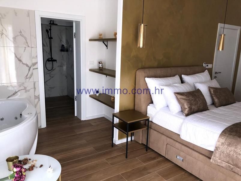 Вилла в Шибенике, Хорватия, 200 м² - фото 6