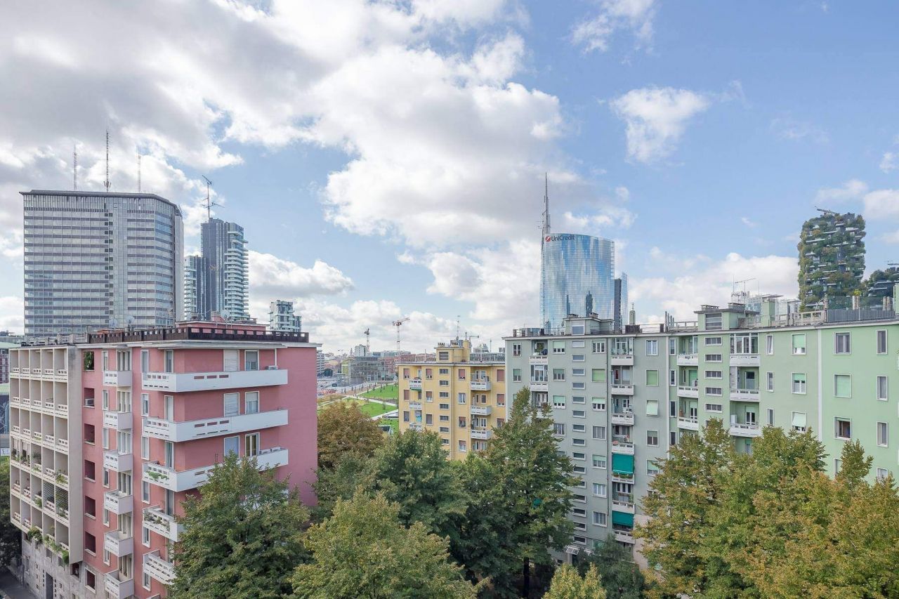 Апартаменты в Милане, Италия, 115 м2 - фото 1
