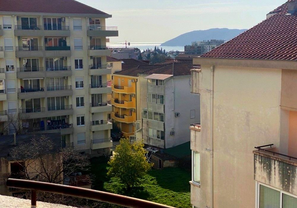 Квартира в Будве, Черногория, 29 м2 - фото 1
