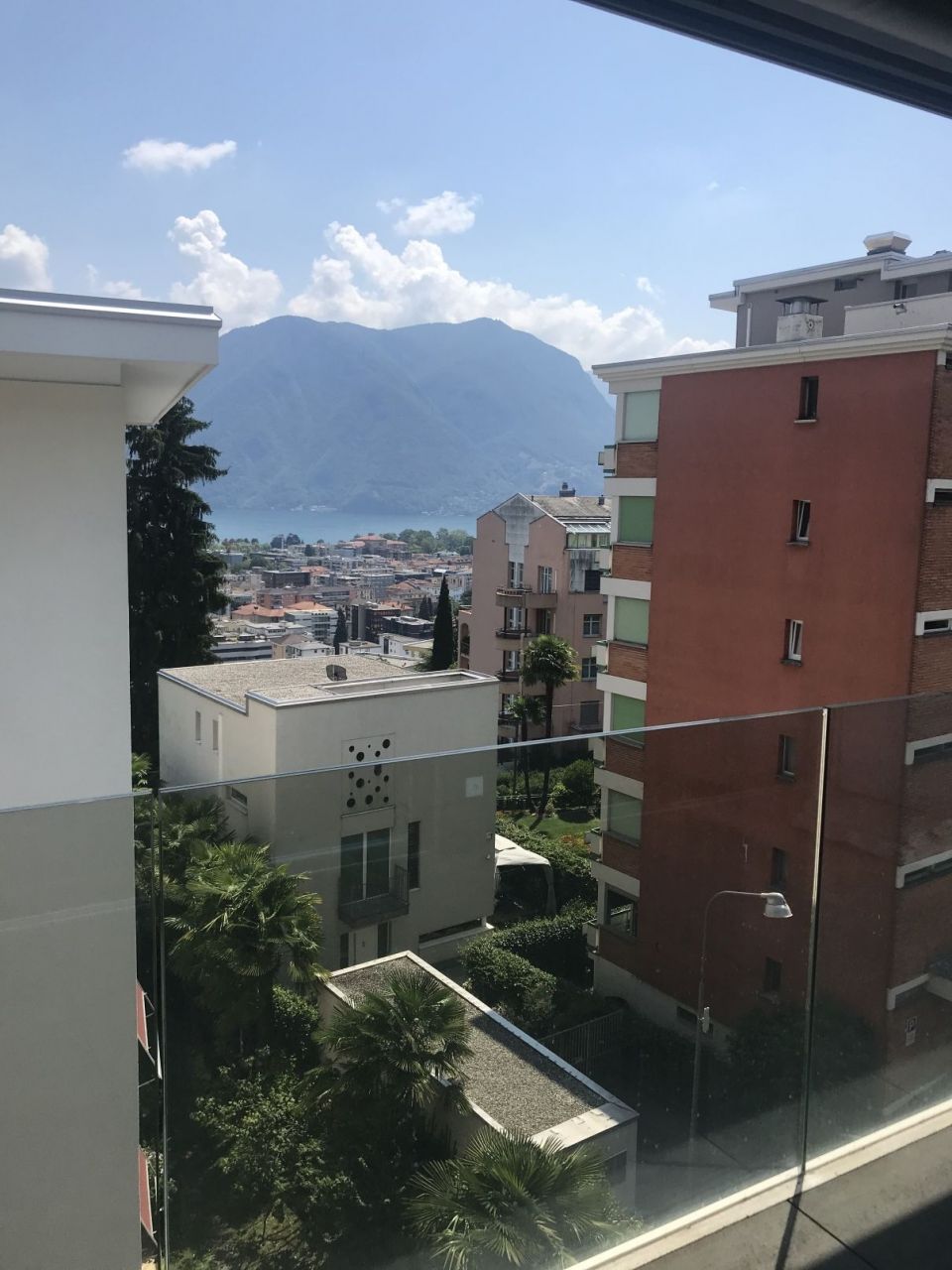Квартира в Лугано, Швейцария, 60 м² - фото 1