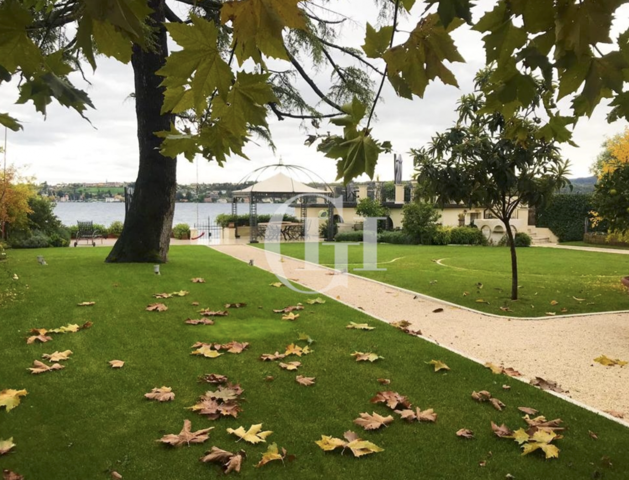 Вилла у озера Гарда, Италия, 250 м² - фото 4