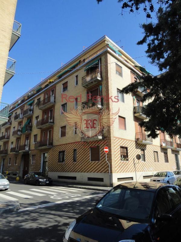 Апартаменты в Милане, Италия, 46 м2 - фото 1