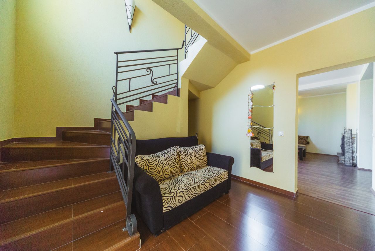 Коттедж в Баре, Черногория, 218 м² - фото 11