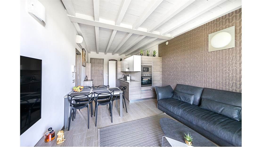 Апартаменты у озера Гарда, Италия, 140 м² - фото 2