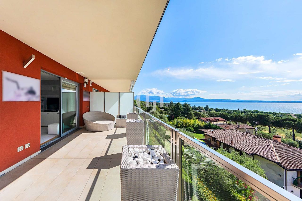 Апартаменты у озера Гарда, Италия, 135 м² - фото 4