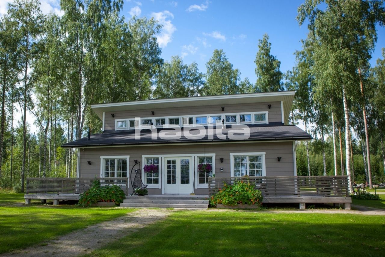 Дом в Хирвенсалми, Финляндия, 189 м2 - фото 1