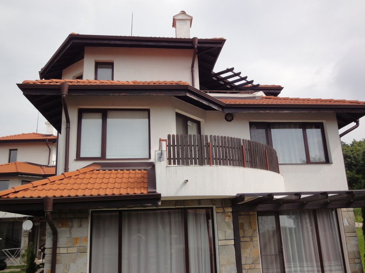 Дом в Бургасе, Болгария, 94 м2 - фото 1