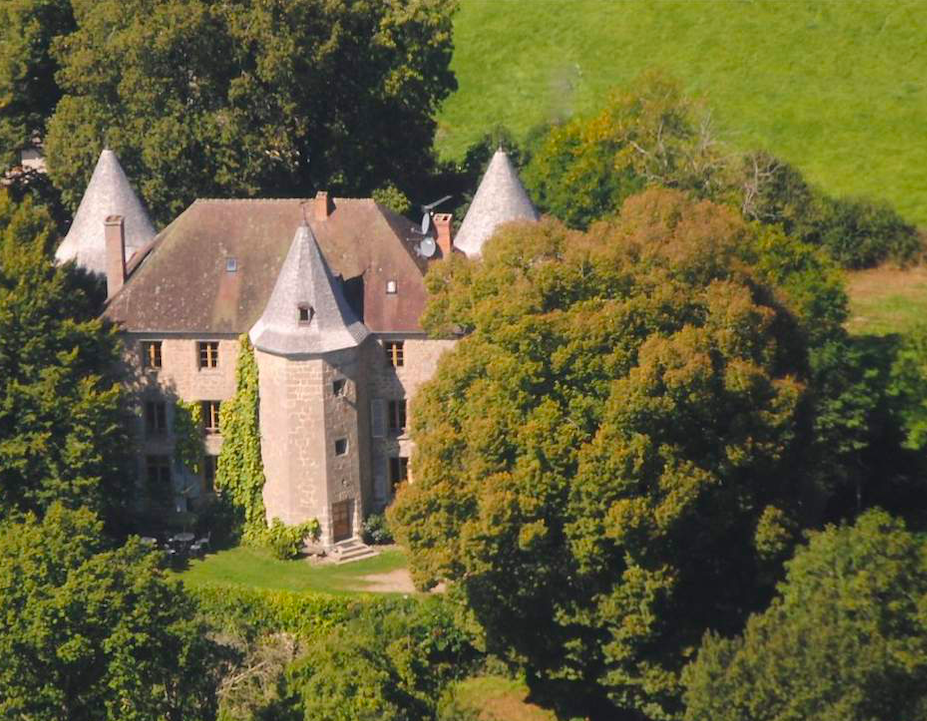 Замок в Лимузене, Франция, 450 м2 - фото 1
