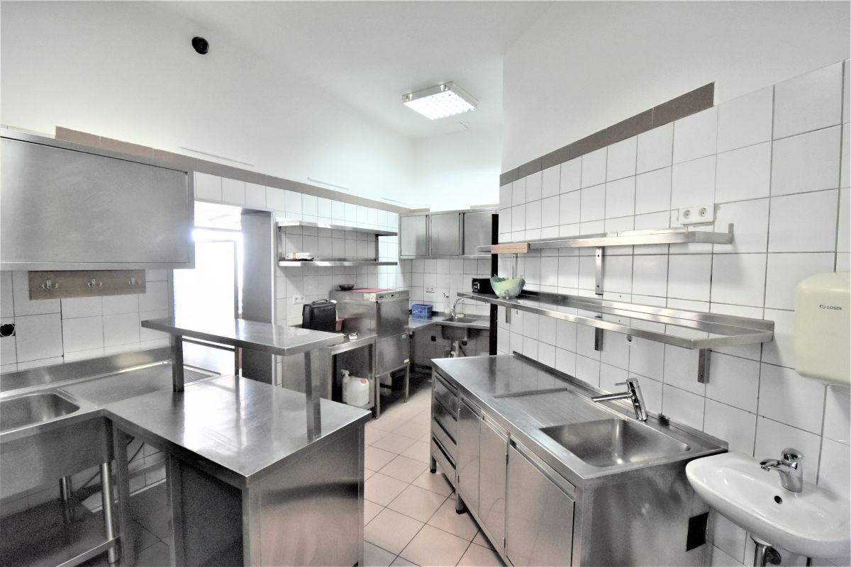 Кафе, ресторан в Мариборе, Словения, 350 м² - фото 5