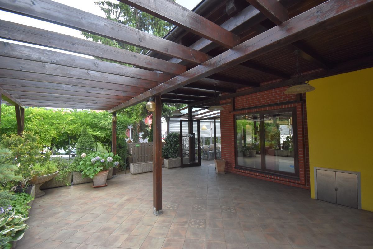 Кафе, ресторан в Мариборе, Словения, 350 м² - фото 3