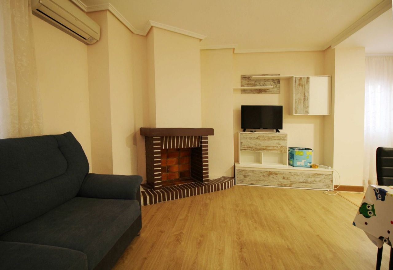 Апартаменты в Аликанте, Испания, 90 м² - фото 1