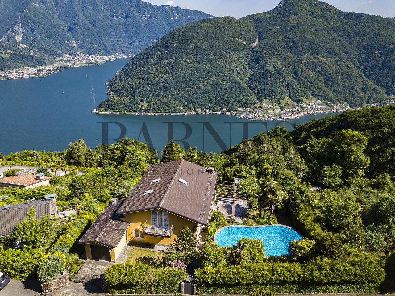 Дом в Лугано, Швейцария, 200 м2 - фото 1