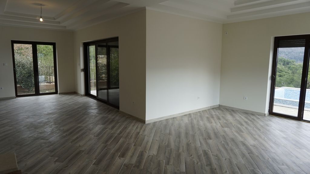 Вилла в Херцег-Нови, Черногория, 201 м² - фото 9