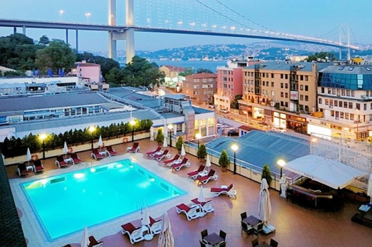 Отель, гостиница в Стамбуле, Турция, 11 500 м2 - фото 1