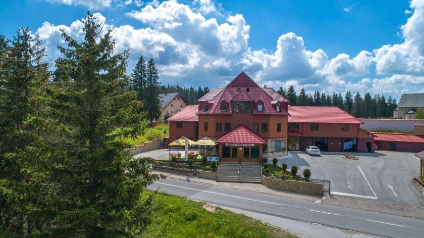 Отель, гостиница в Жабляке, Черногория, 2 140 м2 - фото 1
