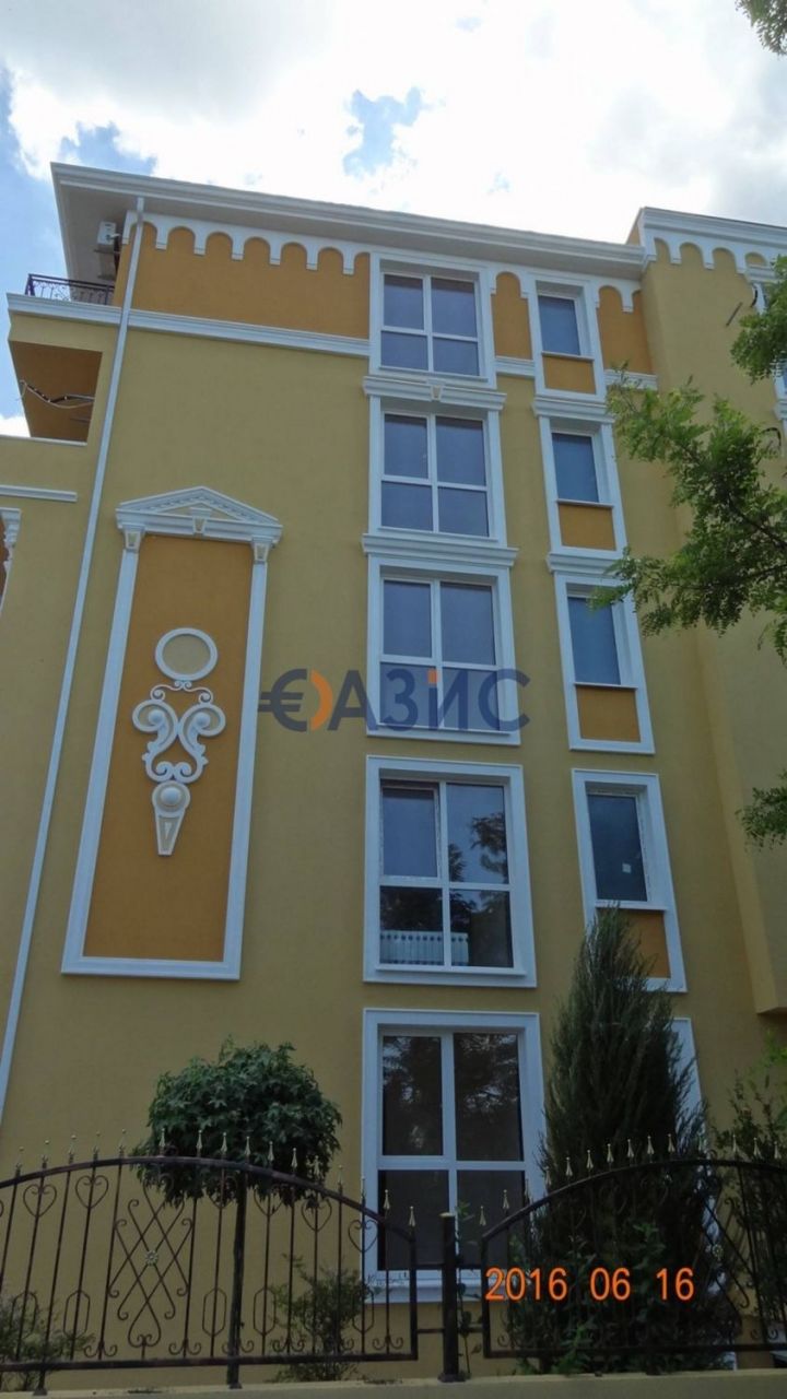 Апартаменты в Несебре, Болгария, 76.9 м2 - фото 1