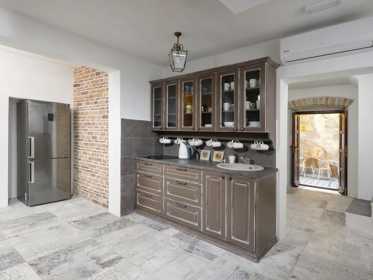 Отель, гостиница в Которе, Черногория, 180 м² - фото 11