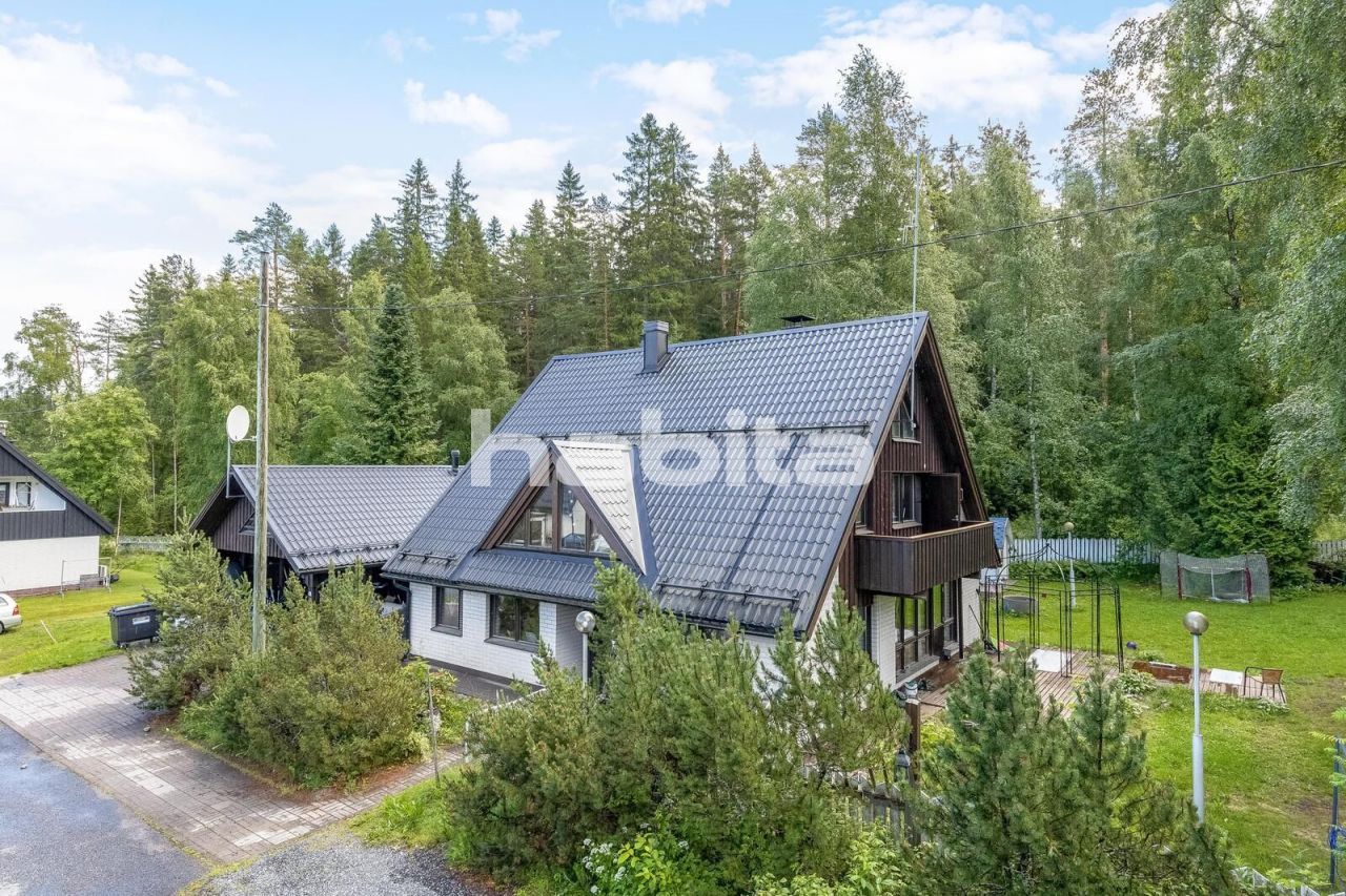 Дом в Лаукаа, Финляндия, 204 м2 - фото 1
