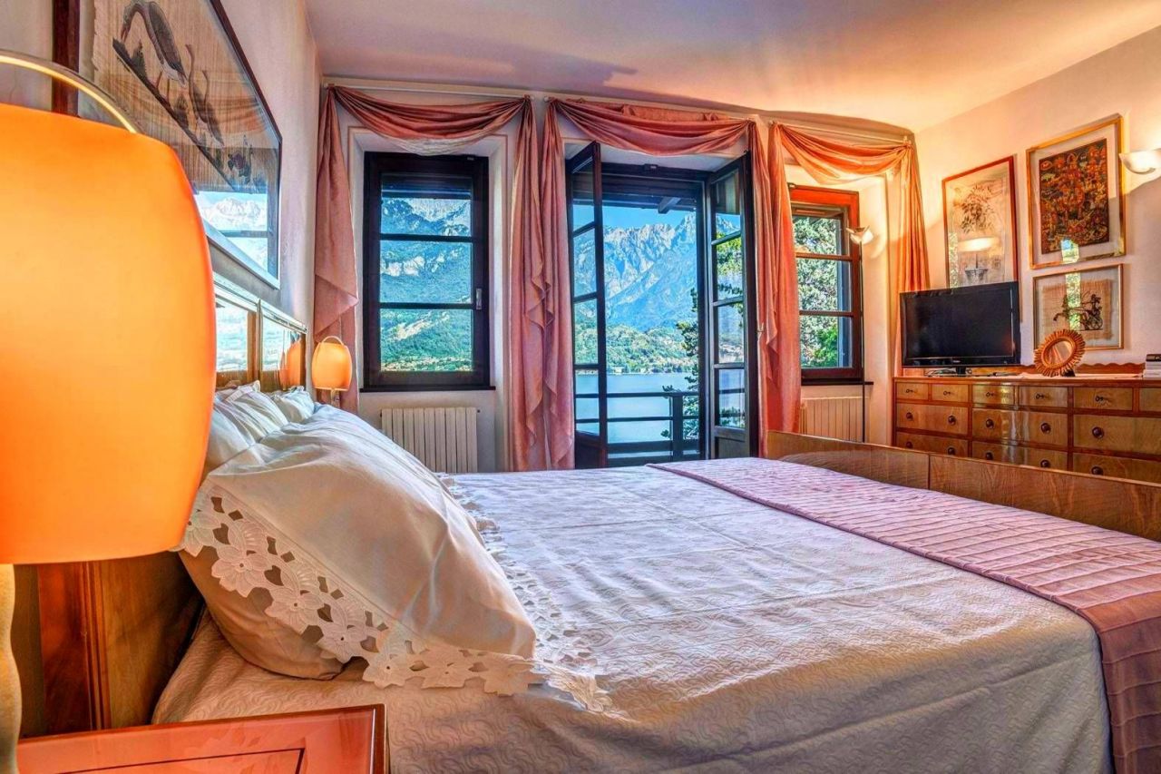 Поместье у озера Комо, Италия, 650 м² - фото 9