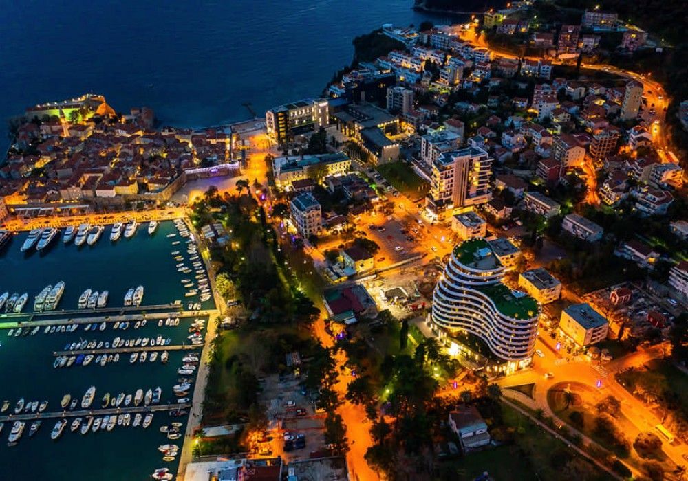 Квартира в Будве, Черногория, 61 м² - фото 16