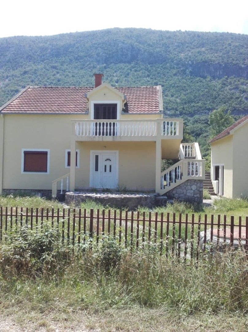 Дом в Даниловграде, Черногория, 130 м2 - фото 1