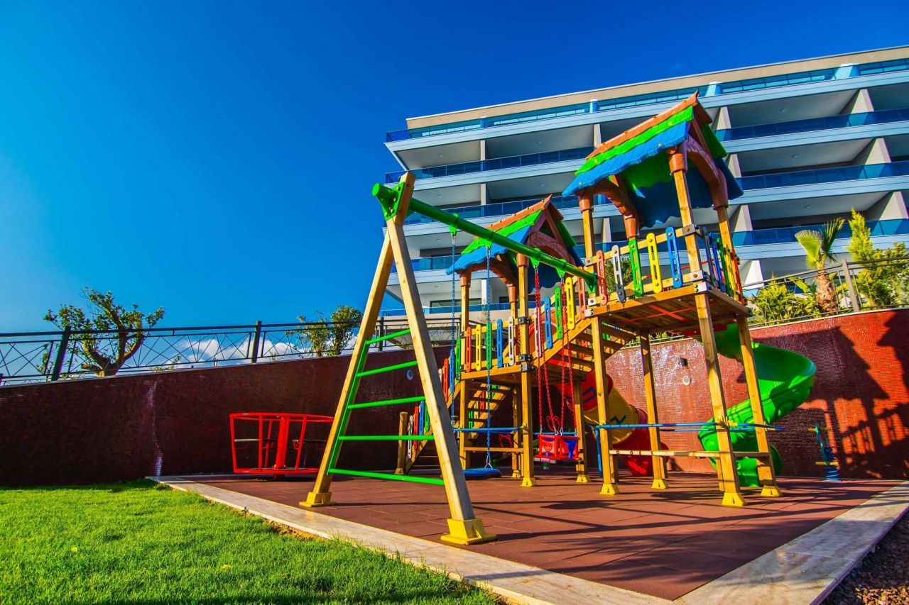 Квартира в Анталии, Турция, 280 м² - фото 1