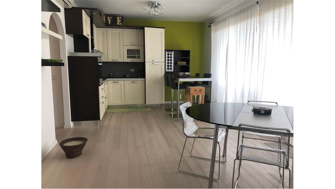 Апартаменты у озера Гарда, Италия, 140 м² - фото 12