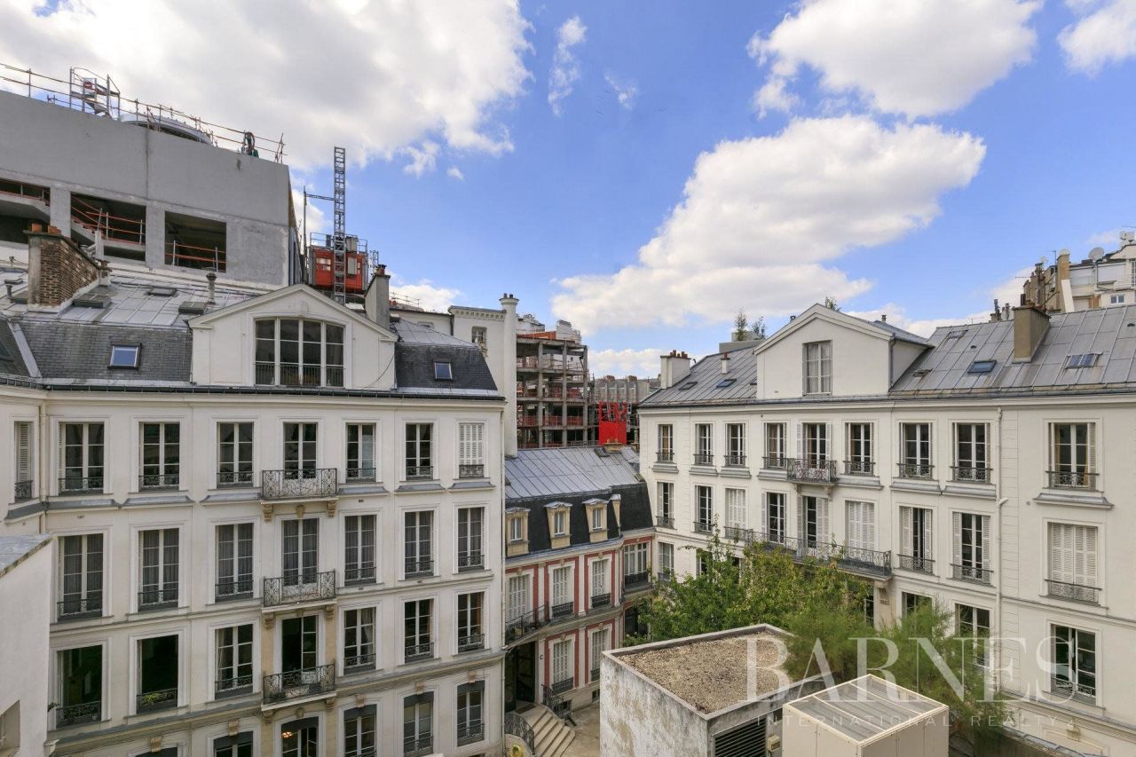Квартира в 8-ом районе Парижа, Франция, 36.12 м2 - фото 1