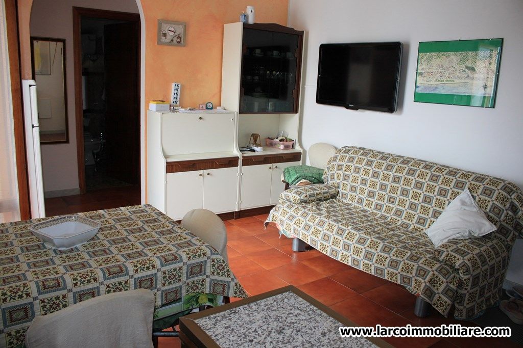 Квартира в Скалее, Италия, 54 м2 - фото 1