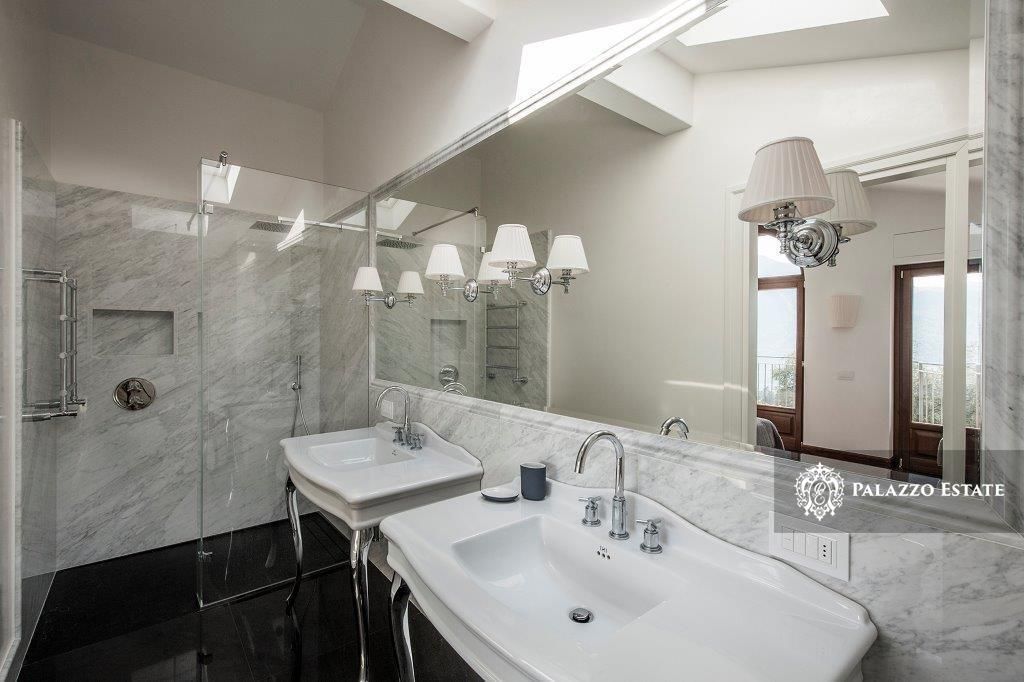 Вилла в Тремедзо, Италия, 366 м² - фото 17