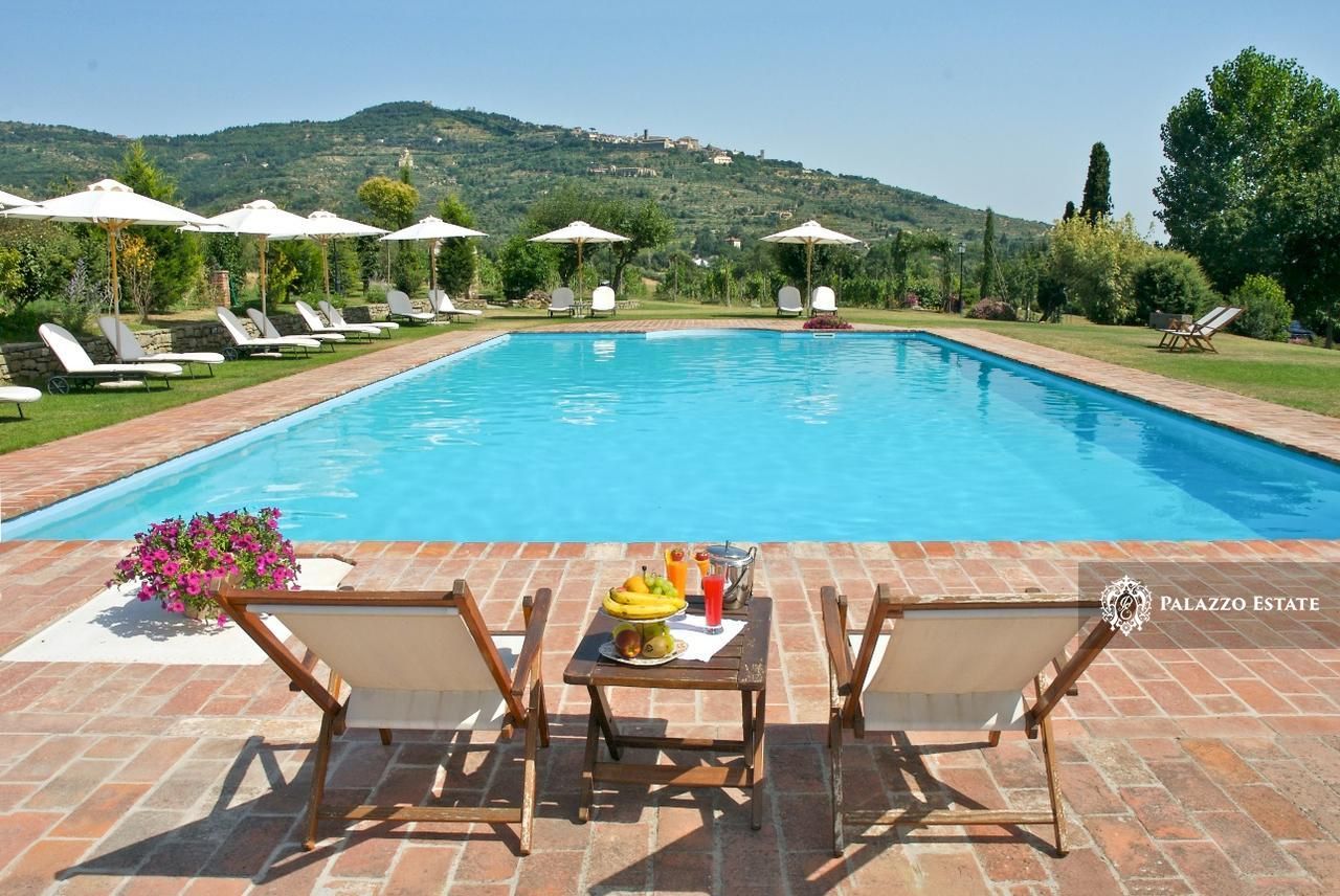 Отель, гостиница в Кортоне, Италия, 865 м² - фото 6