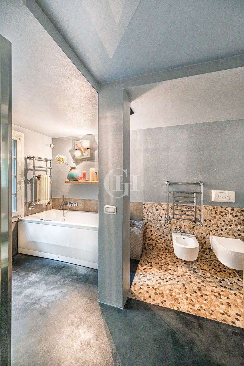 Апартаменты у озера Гарда, Италия, 240 м² - фото 17