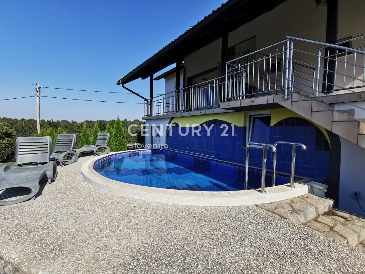 Дом в Горня-Радгоне, Словения, 766 м² - фото 6