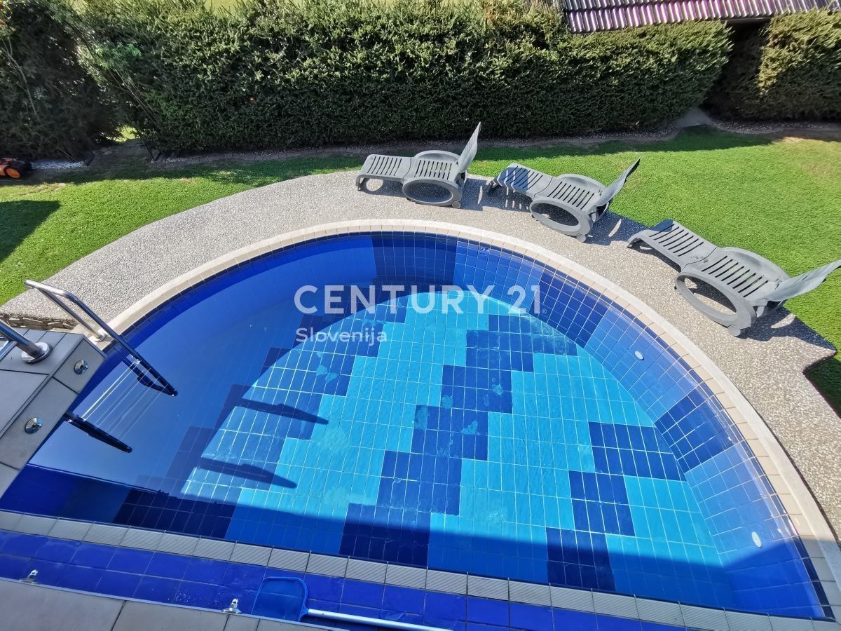 Дом в Горня-Радгоне, Словения, 766 м² - фото 7