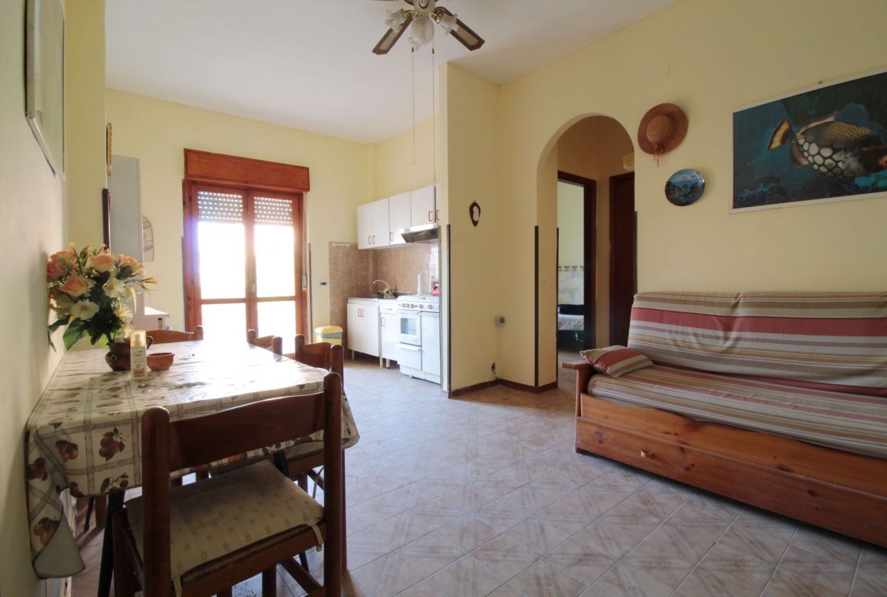 Квартира в Скалее, Италия, 51 м² - фото 1