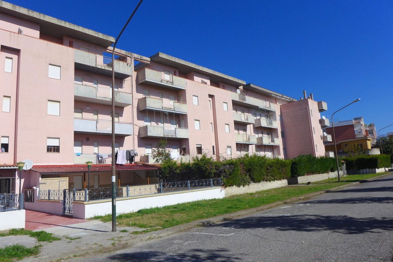 Апартаменты в Скалее, Италия, 54 м² - фото 1