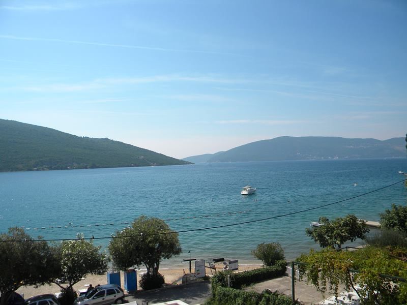 Квартира в Кумборе, Черногория, 80 м² - фото 6