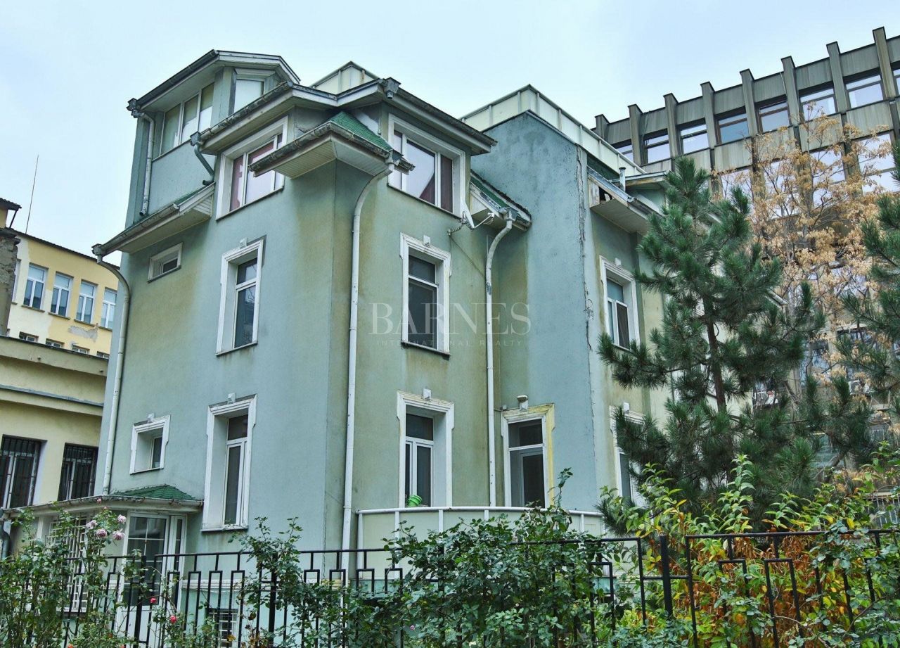 Дом в Софии, Болгария, 476.66 м2 - фото 1