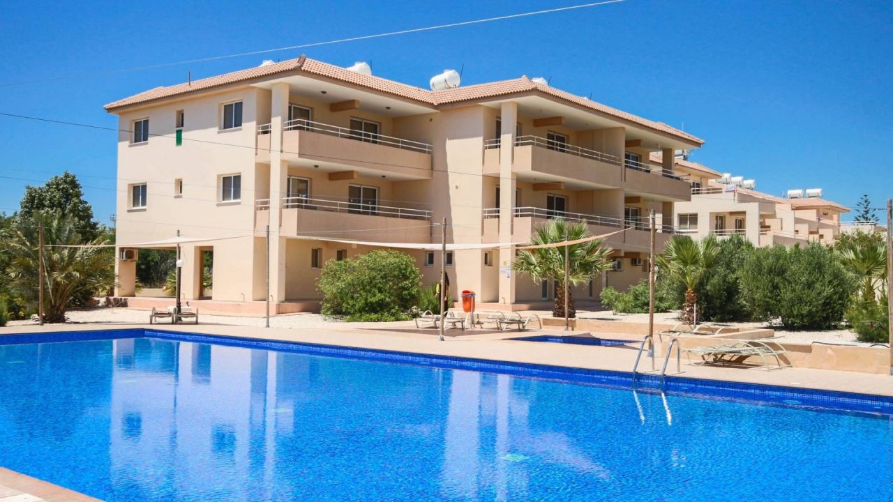 Апартаменты в Айя-Напе, Кипр, 55 м2 - фото 1
