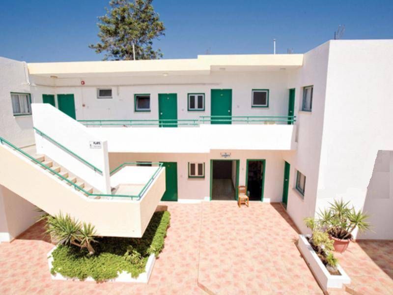 Коммерческая недвижимость в Айя-Напе, Кипр, 1 276 м2 - фото 1
