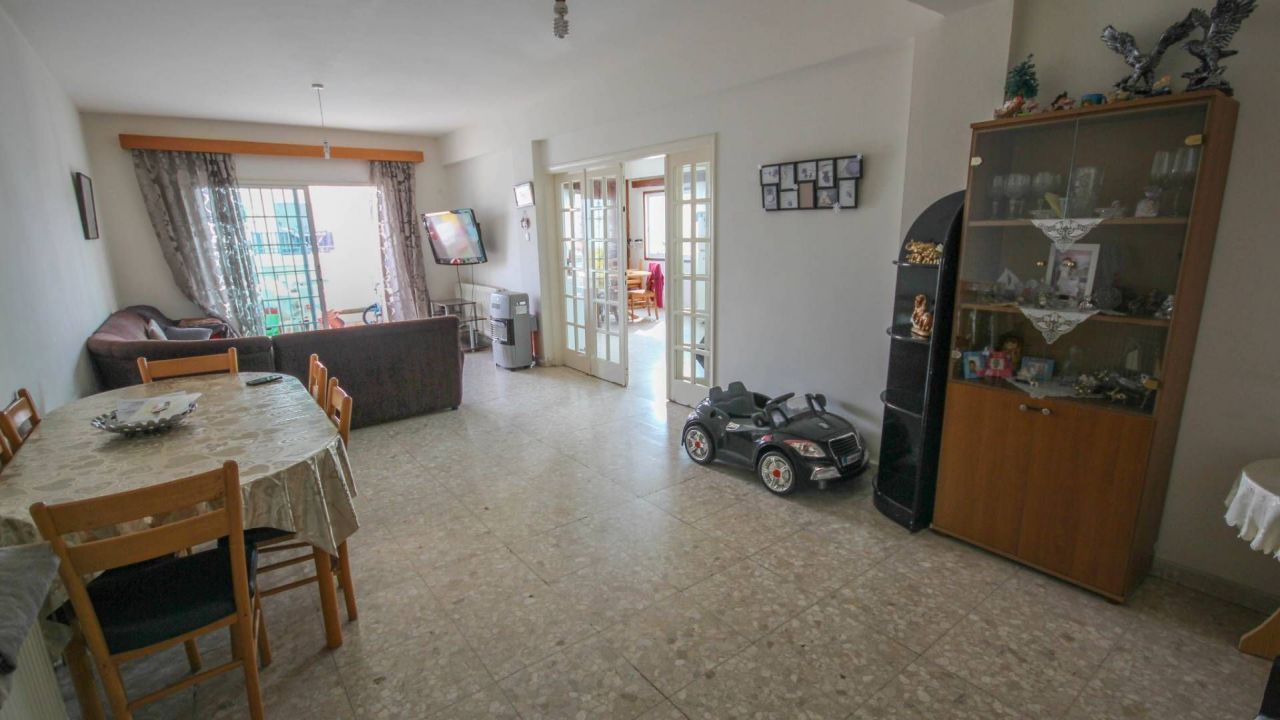 Апартаменты в Ларнаке, Кипр, 114 м2 - фото 1